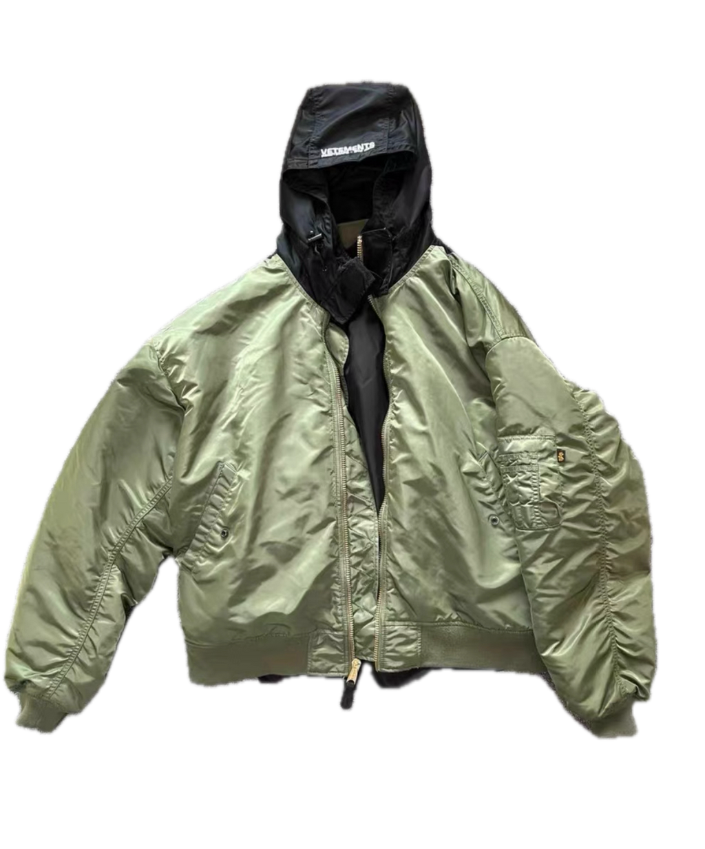 Vetements 18FW Bomber Jacket – Demna’s Peak Era