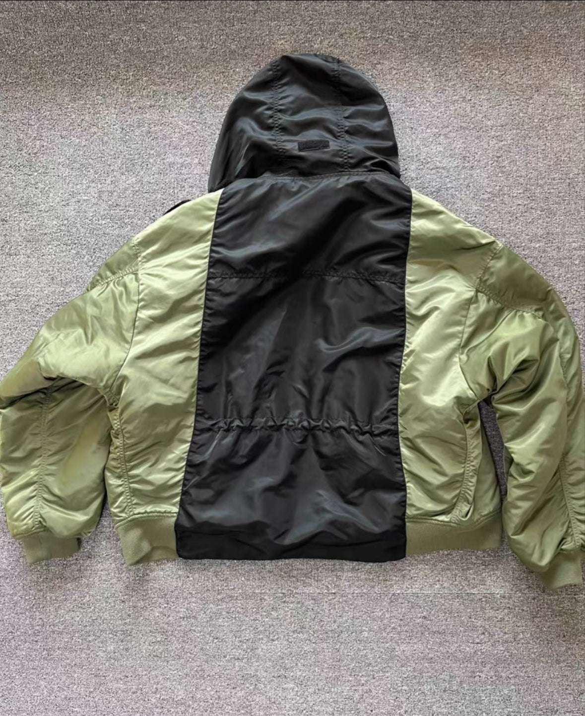 Vetements 18FW Bomber Jacket – Demna’s Peak Era