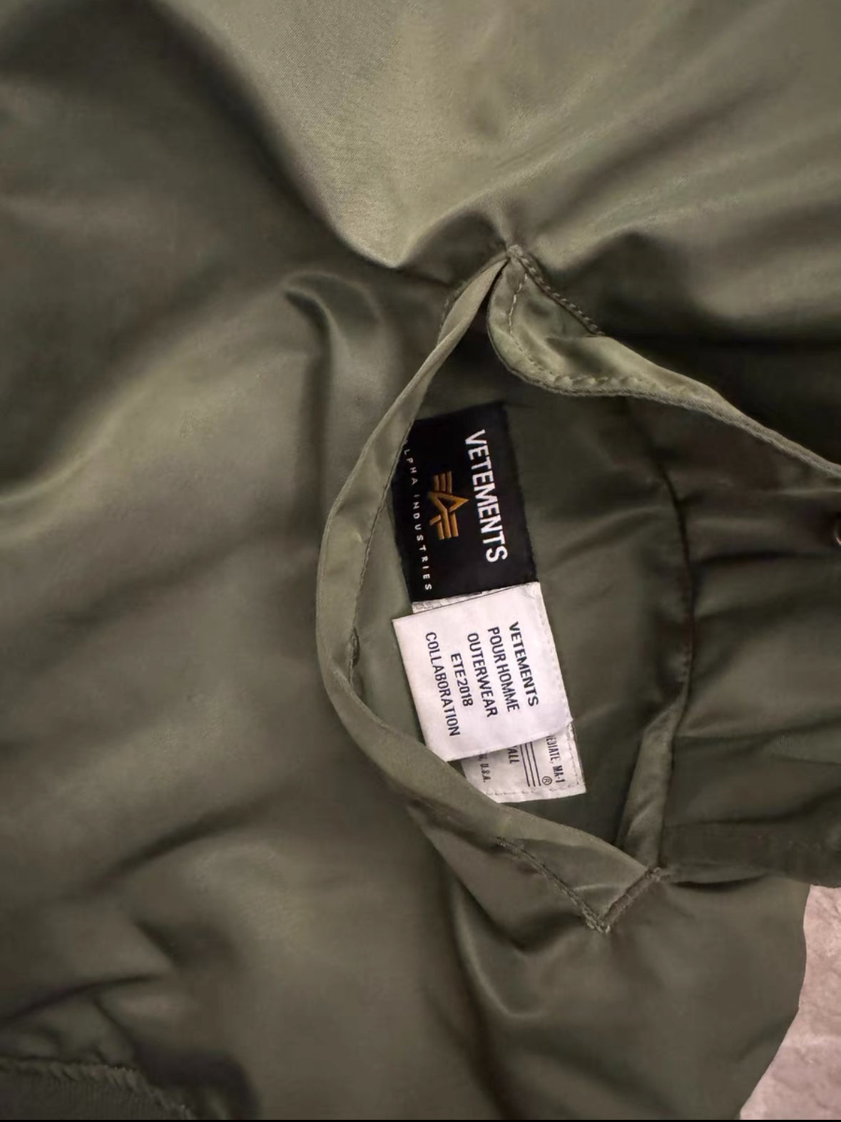 Vetements 18FW Bomber Jacket – Demna’s Peak Era