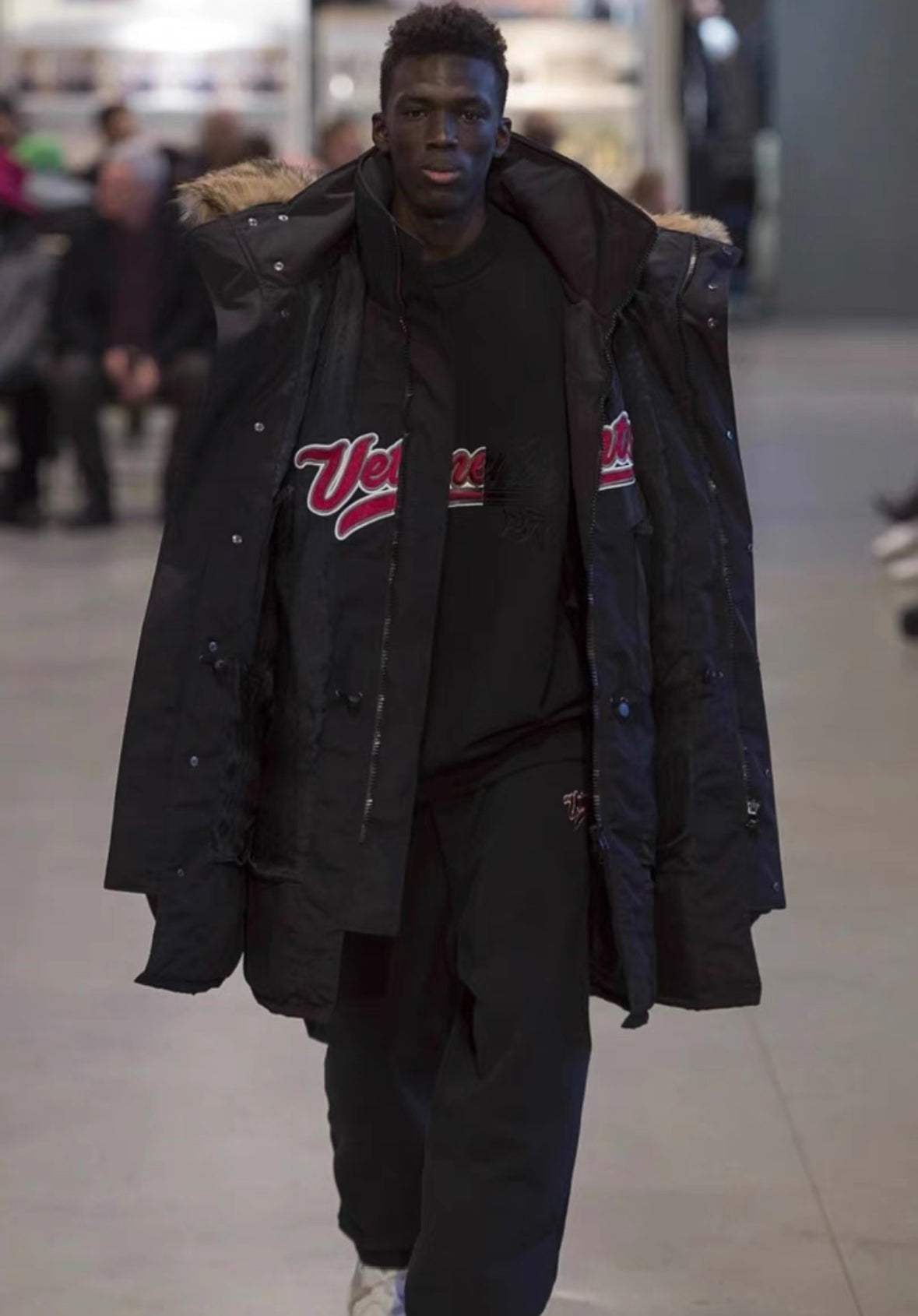 Vetements 18AW Praka Double Layer Coat