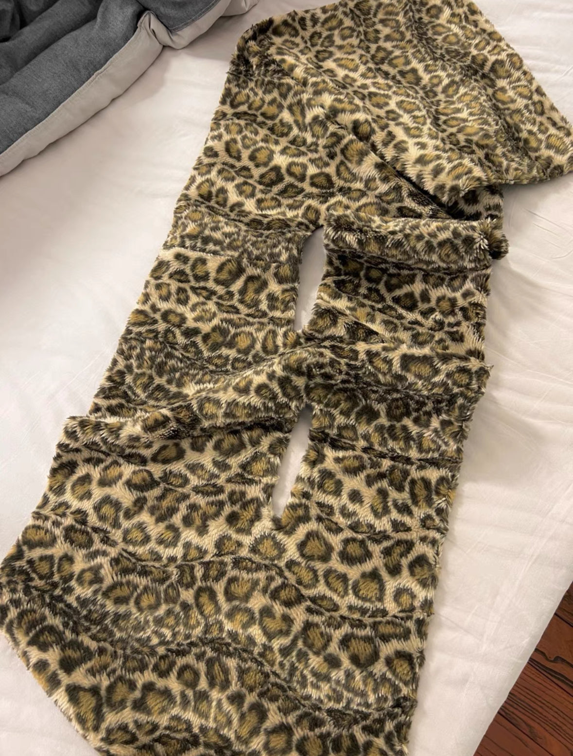 Comme des Garçons Leopard Furry Shawl Scarf