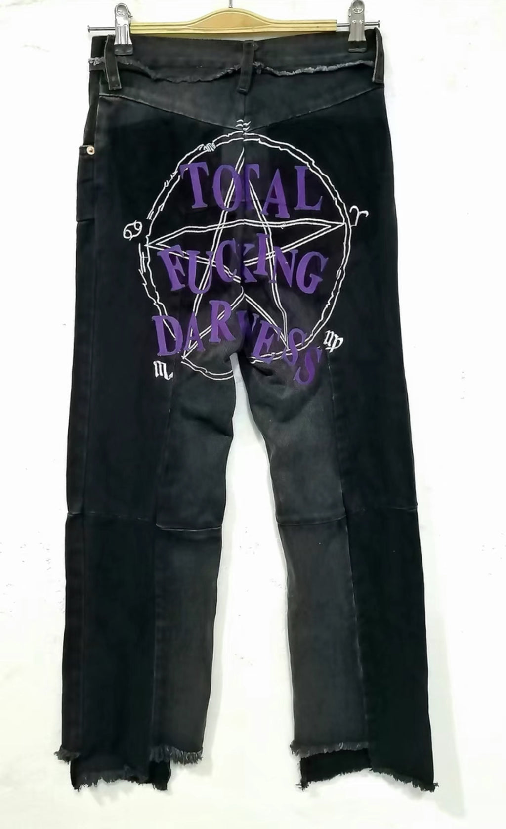 Vetements Reworked Star Embroidered Crop Jeans