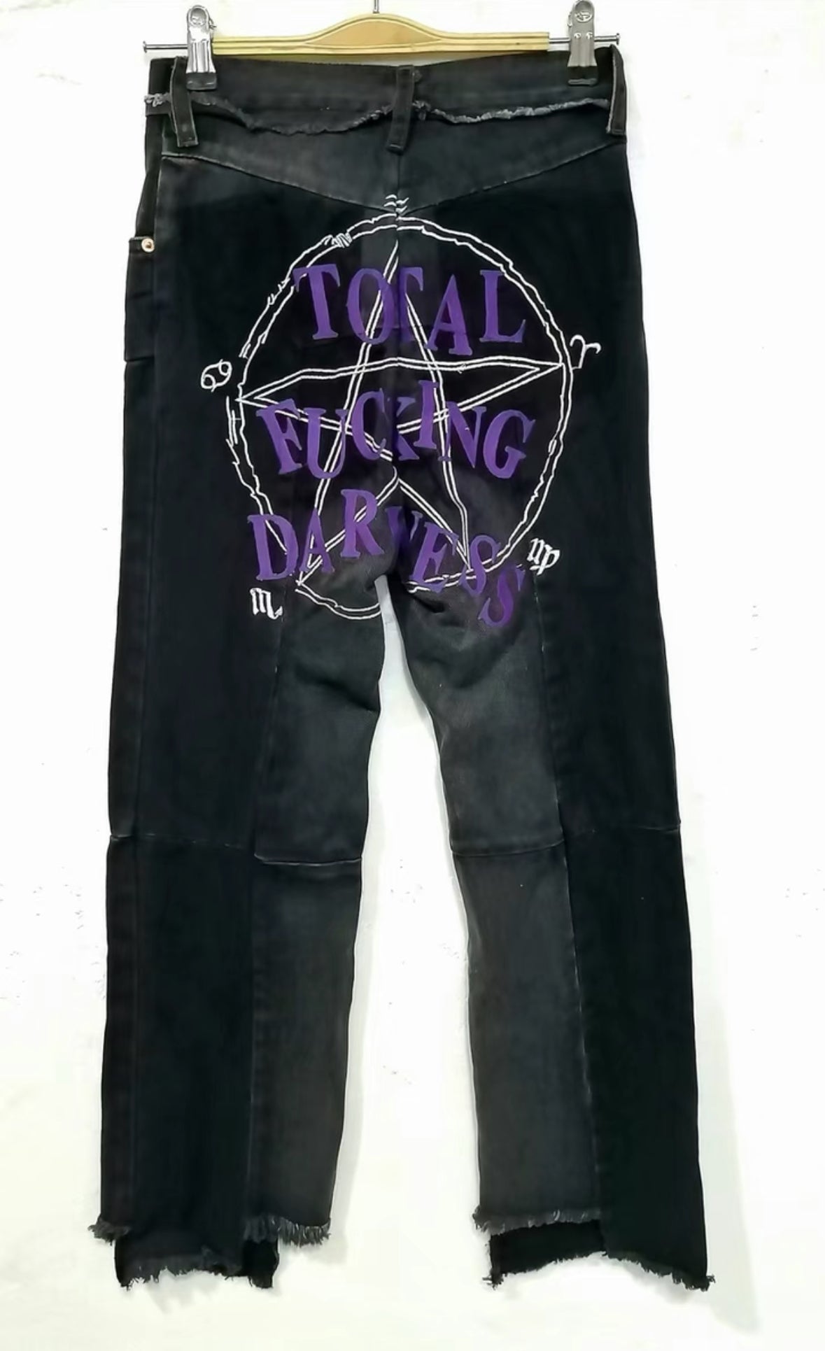Vetements Reworked Star Embroidered Crop Jeans