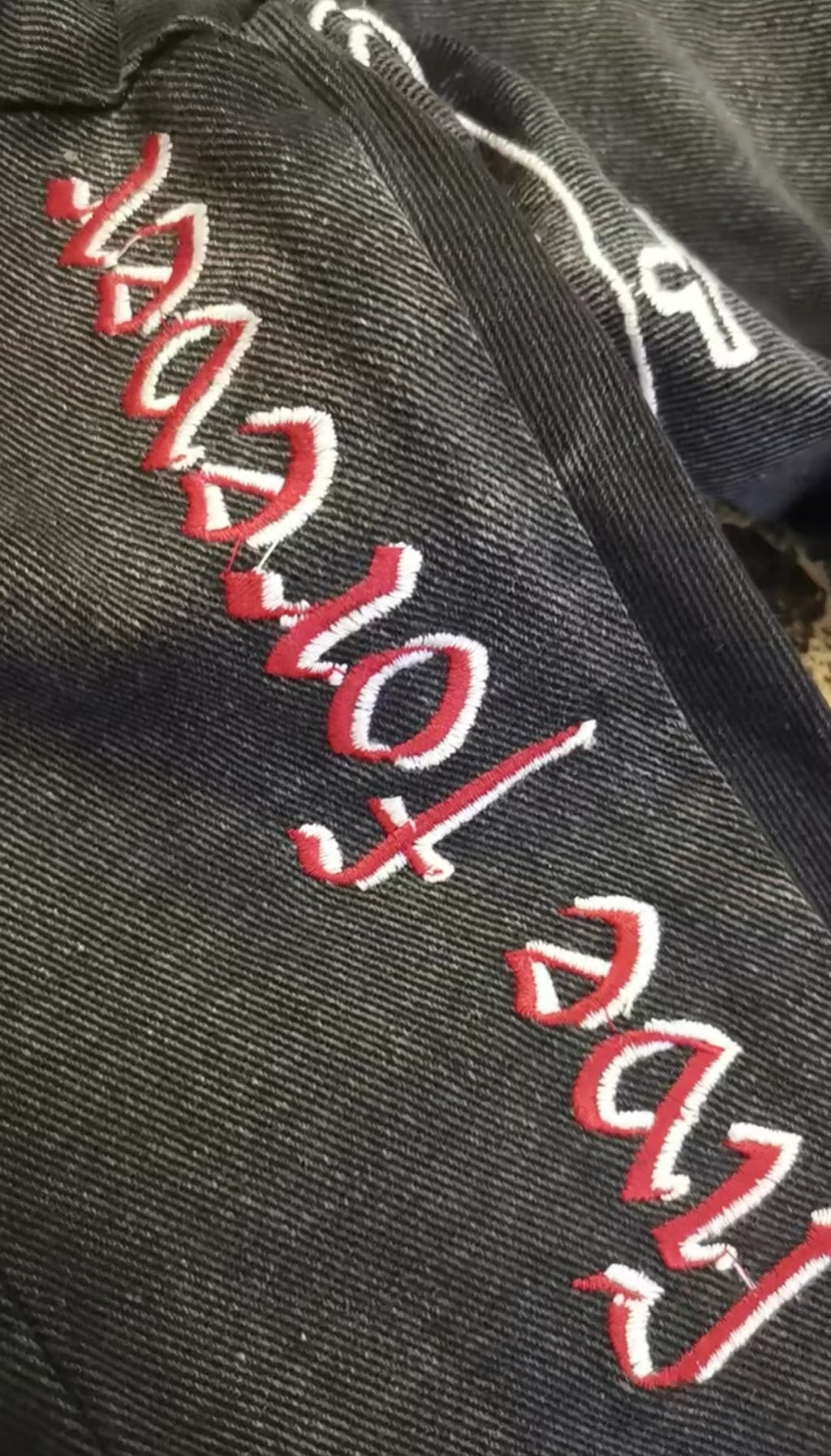 Vetements Reworked Star Embroidered Crop Jeans