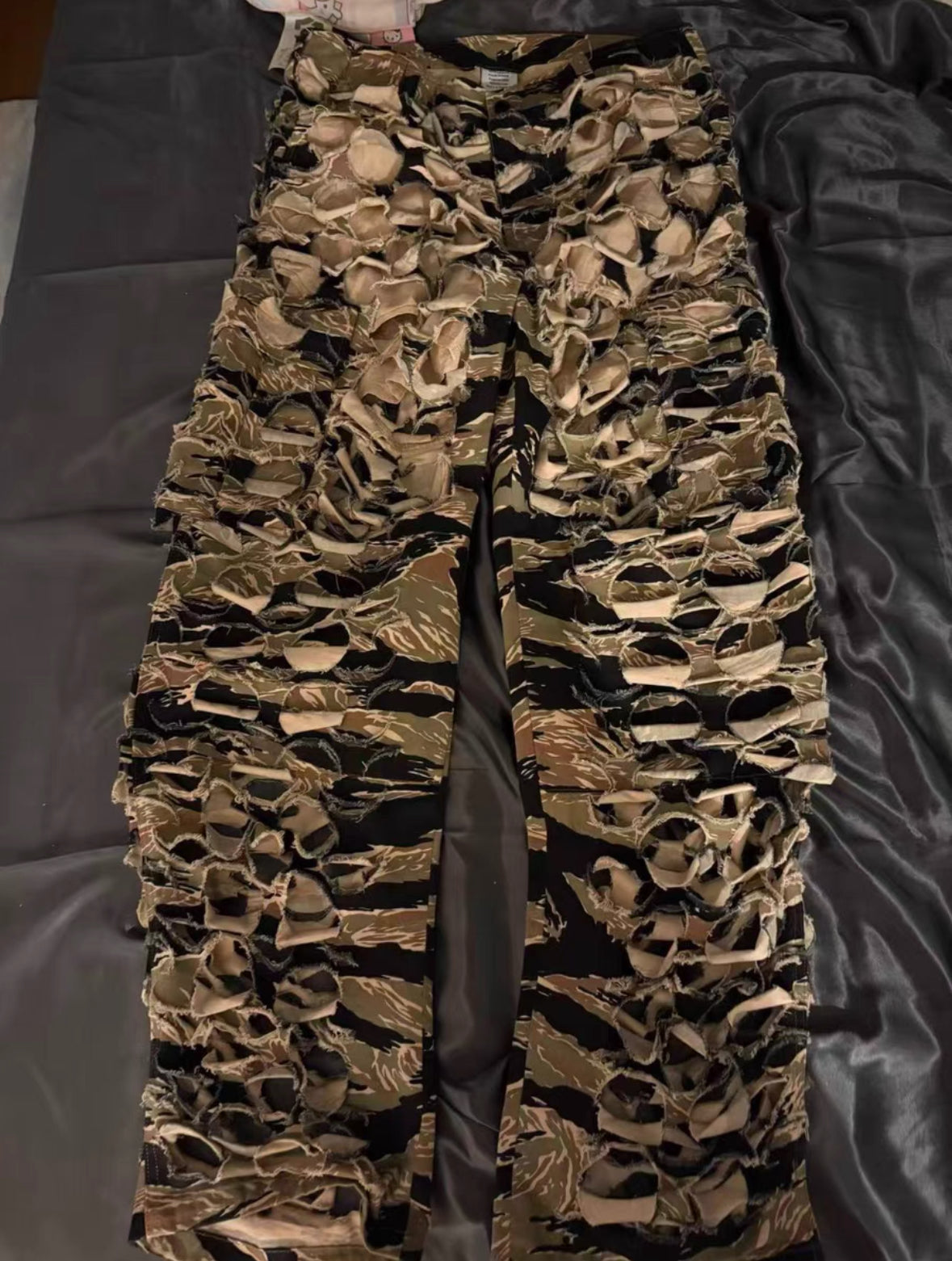 Vetements Camo Ghillie Pants MAH19PA204
