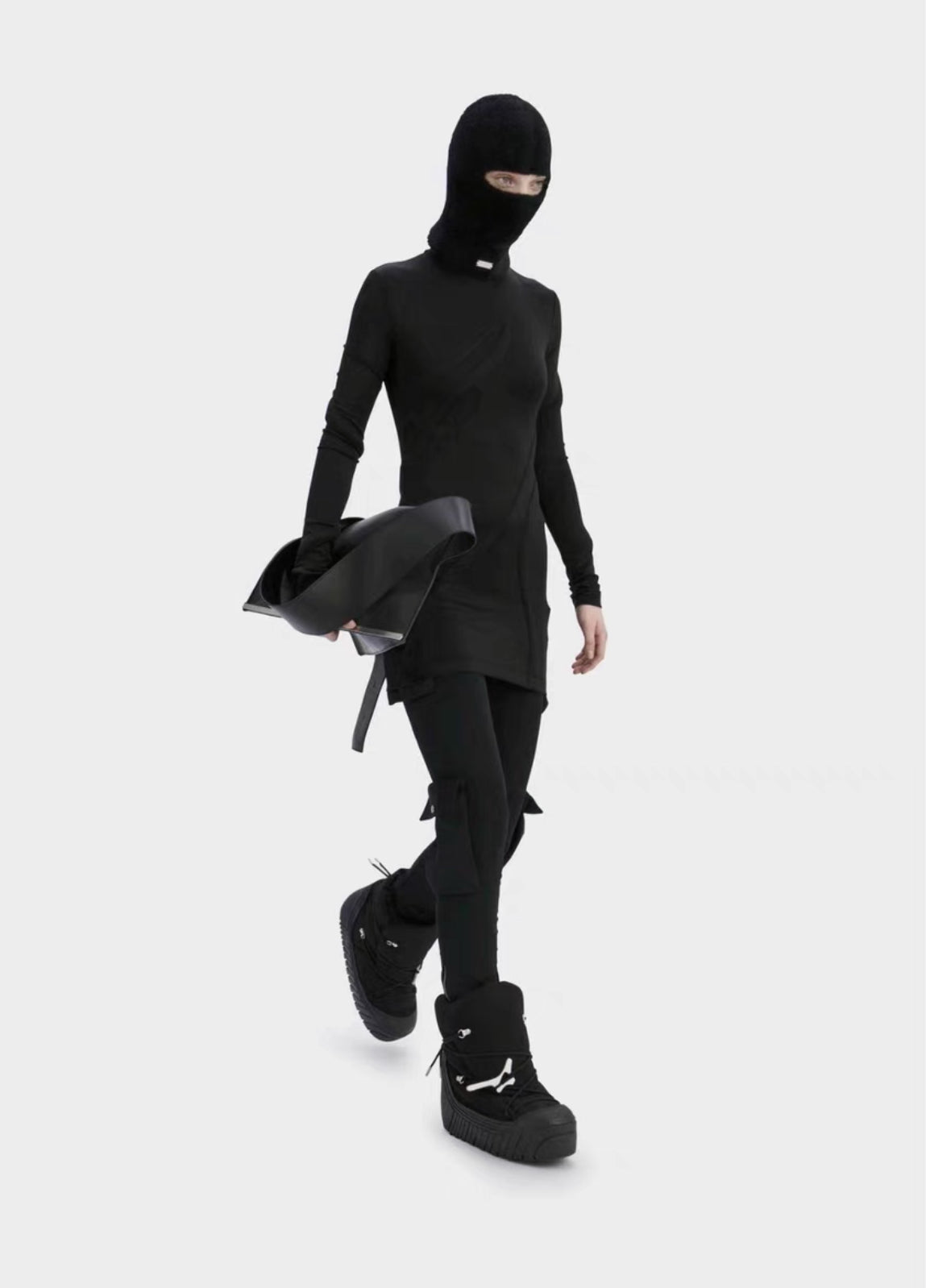 Heliot Emil 23AW Runway Chunky Full Strap Snow Boots