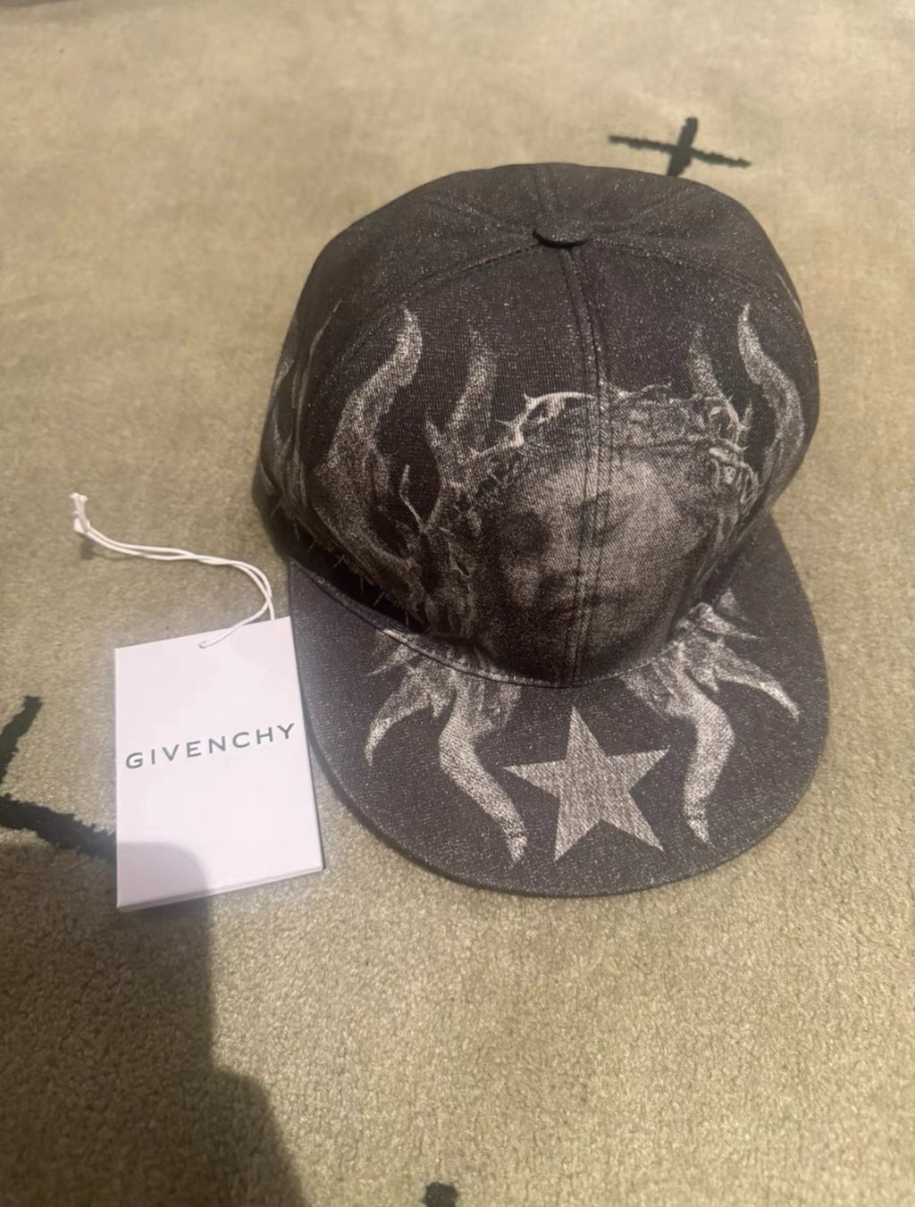 Givenchy 'Jesus' Flame Portrait Cap