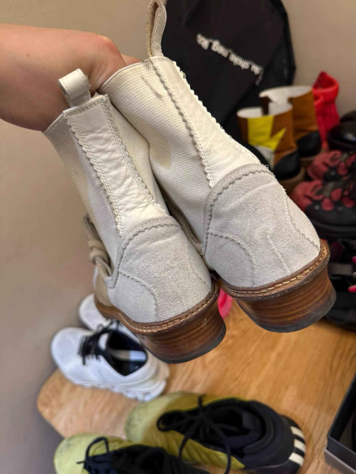 Number (N)ine SS09 Suede Boots (White)