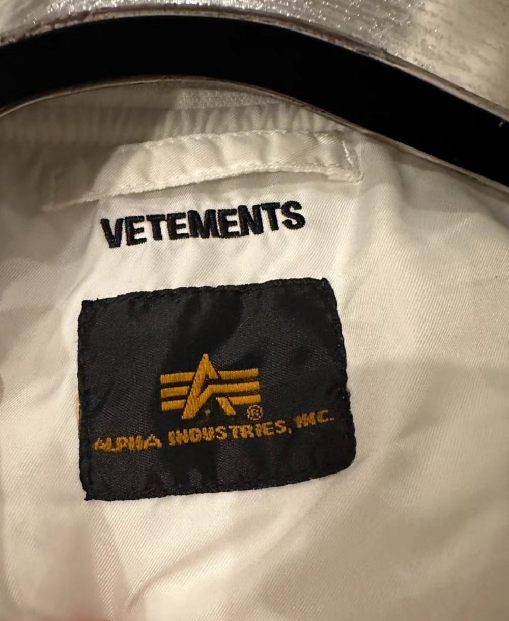 Vetements Reversible Down Gilet (White)