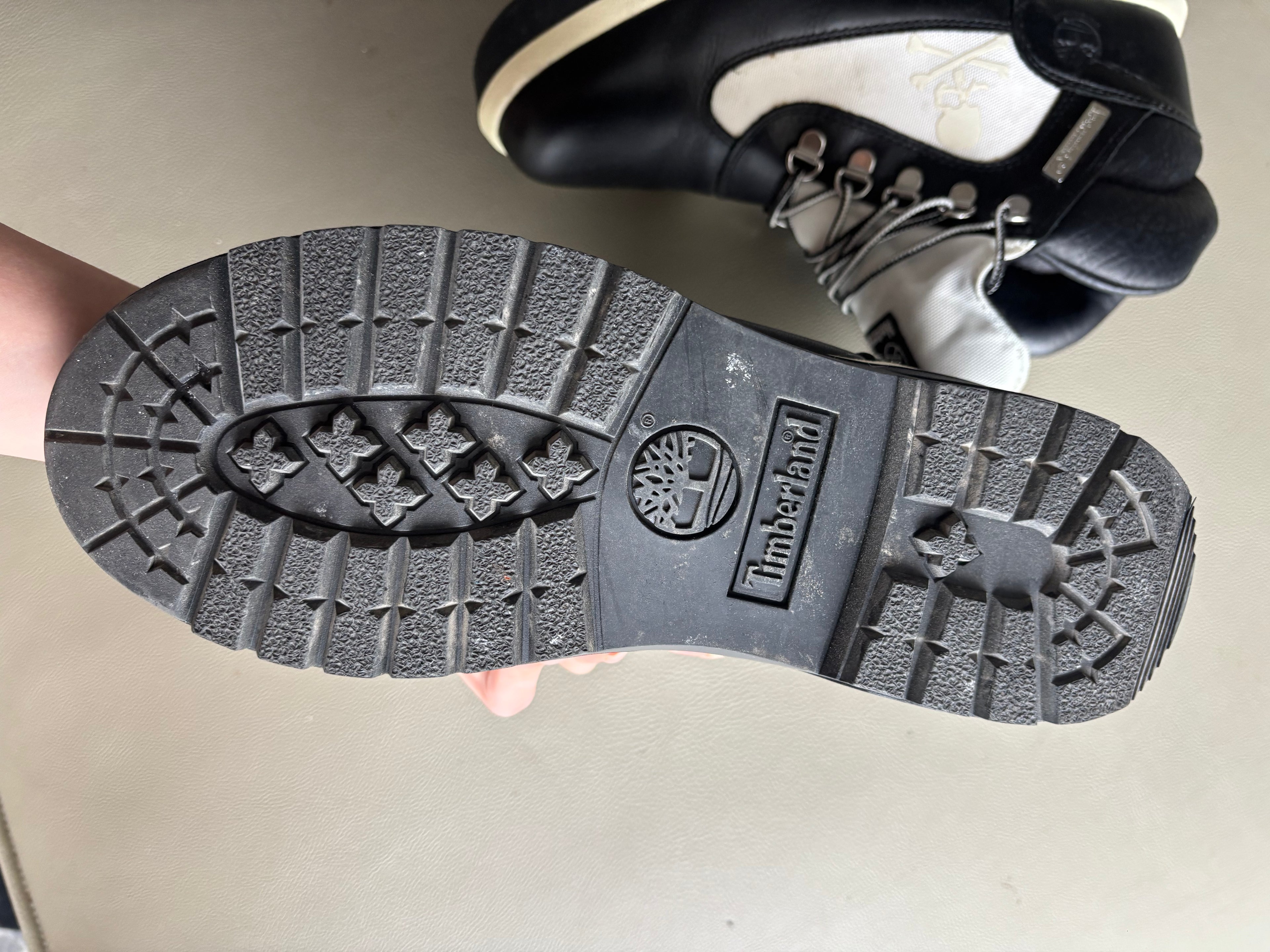 Mastermind x Timberland Field Boot Chukka Mid ‘Black White