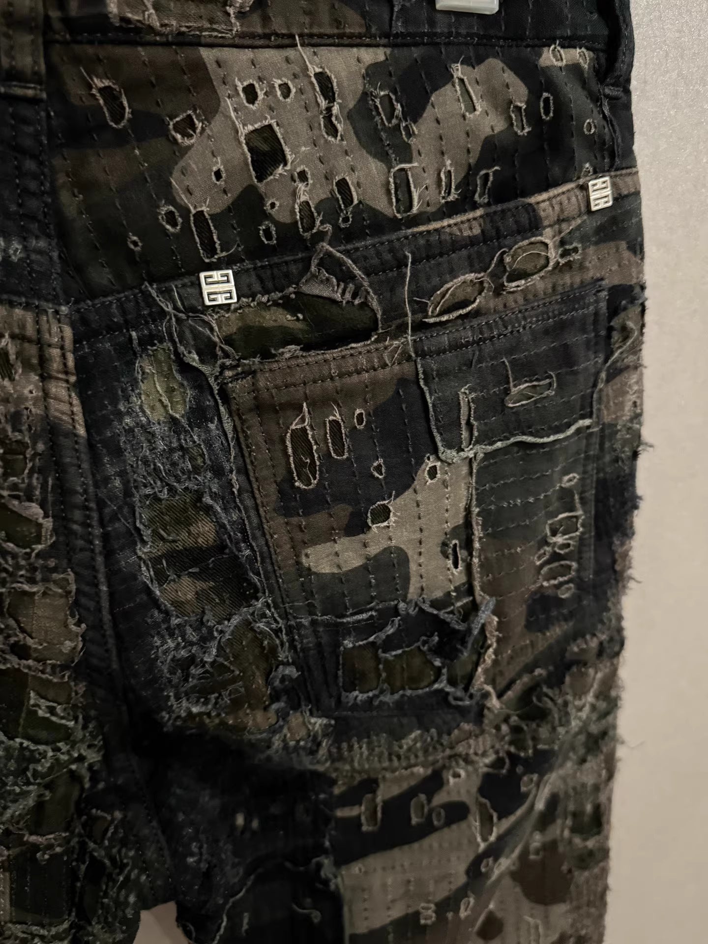 Givenchy mmwboro jeans