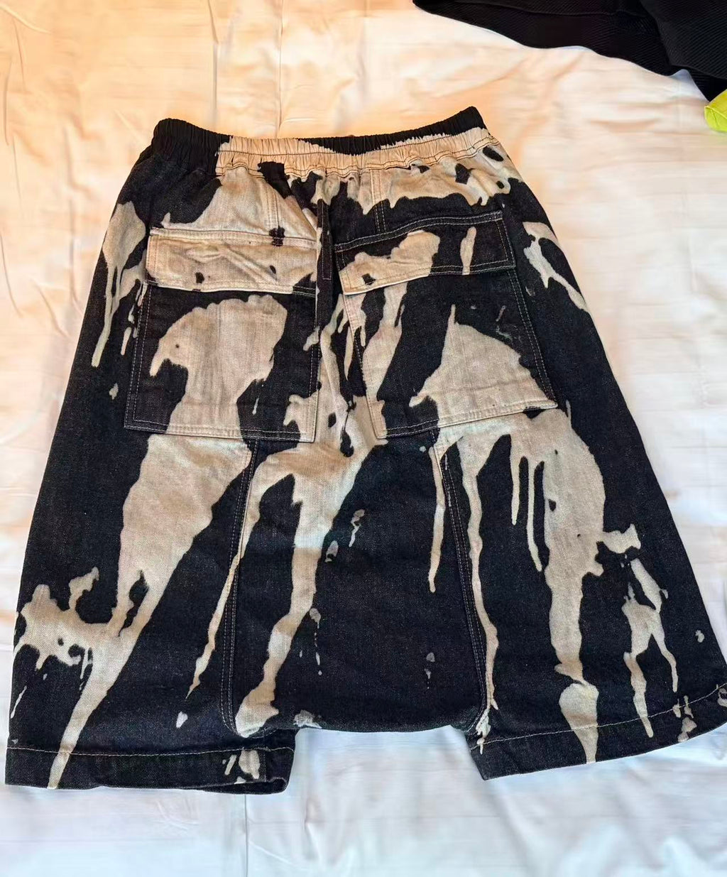 Rick Owens 16FW Mastodon Bleach Vomit Pod  Shorts