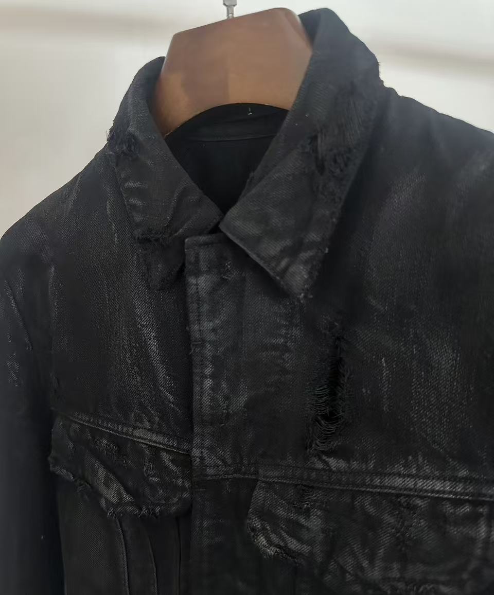 Julius_7 Coated Cropped Jacket