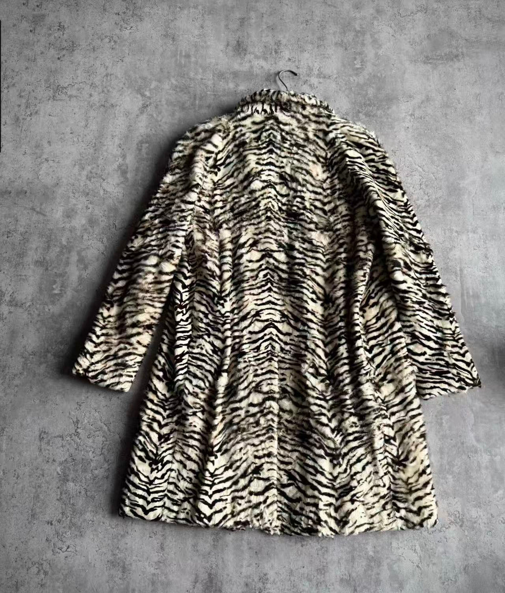 Saint Laurent 15AW Black and White Tiger Stripe Full Lambskin Shearling Fur Overcoat