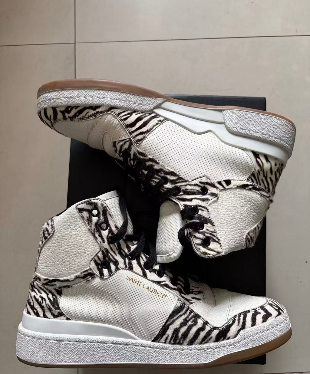 Saint Laurent Hi Top Leather Sneaker