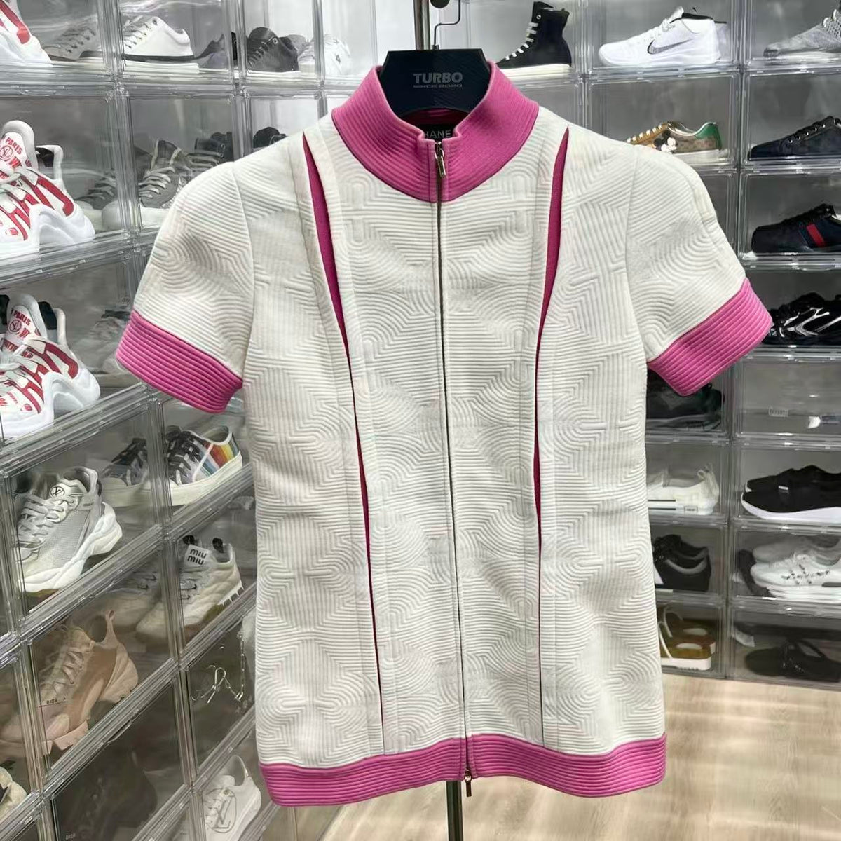 Chanel 2016 Cruise Seoul Runway White‑Pink Jacquard Zip‑Up Short Sleeve Jacket