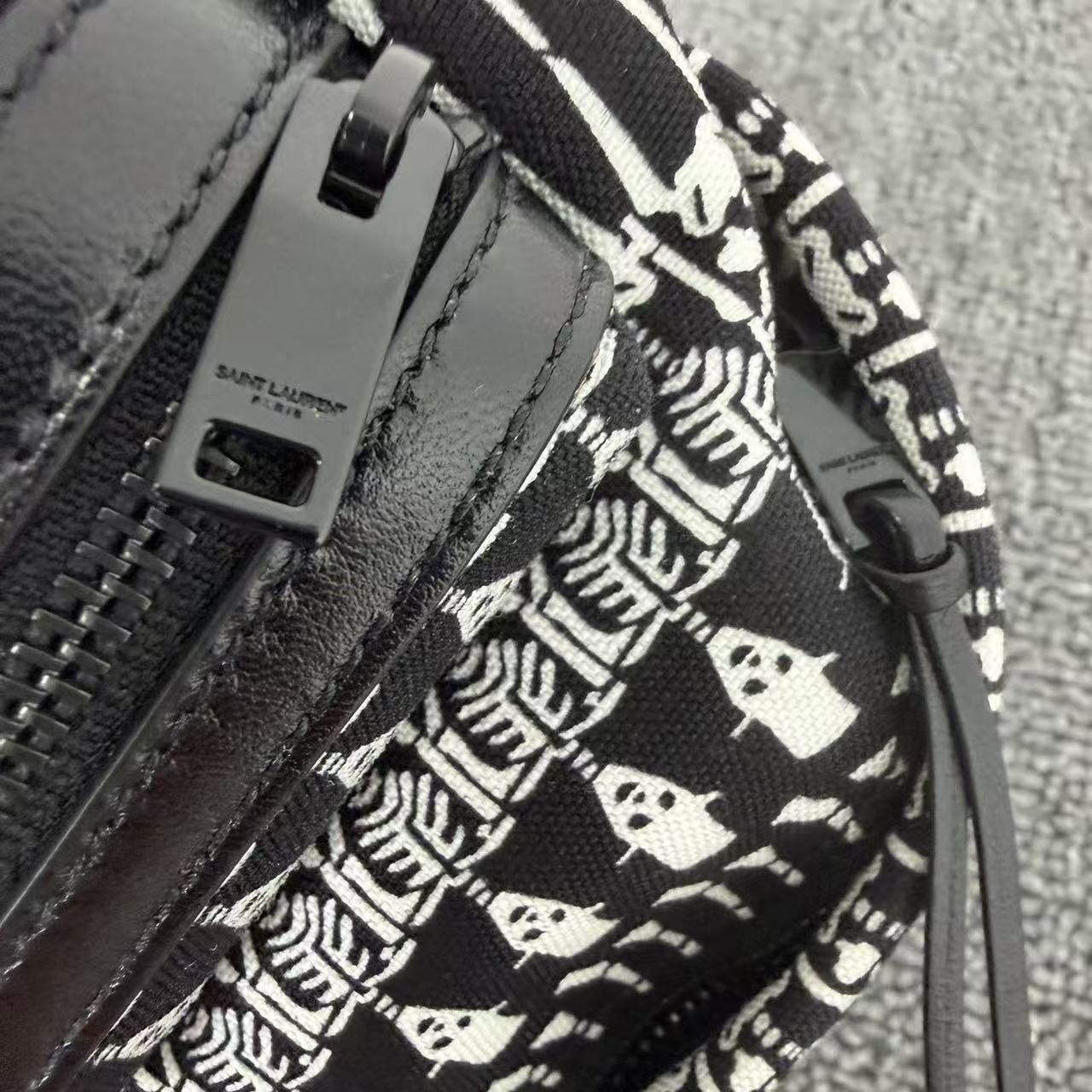 Sani Laurent Skeleton Print Mini Backpack Keychain