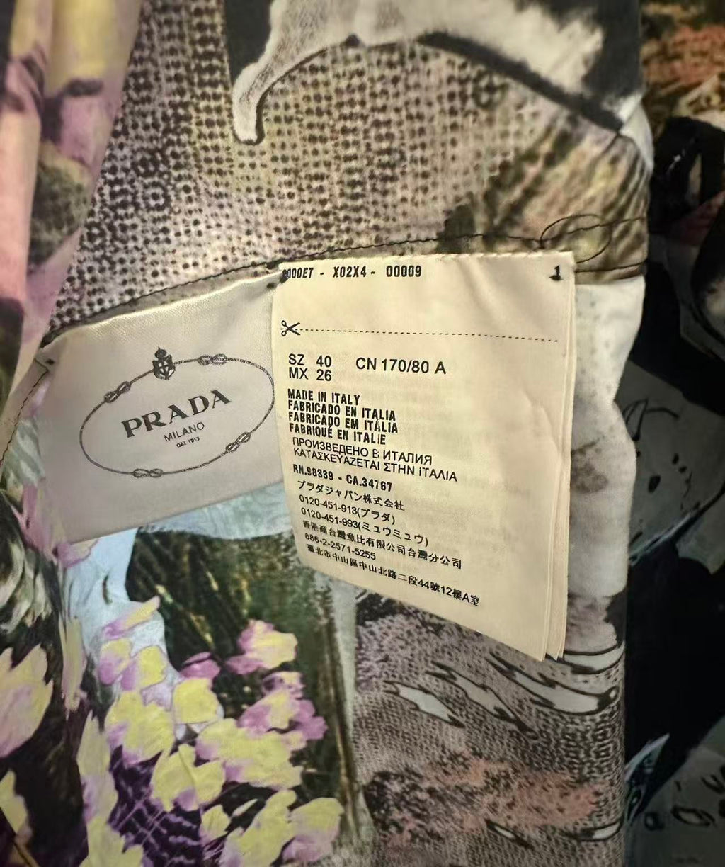 Prada 19ss statue print shirt