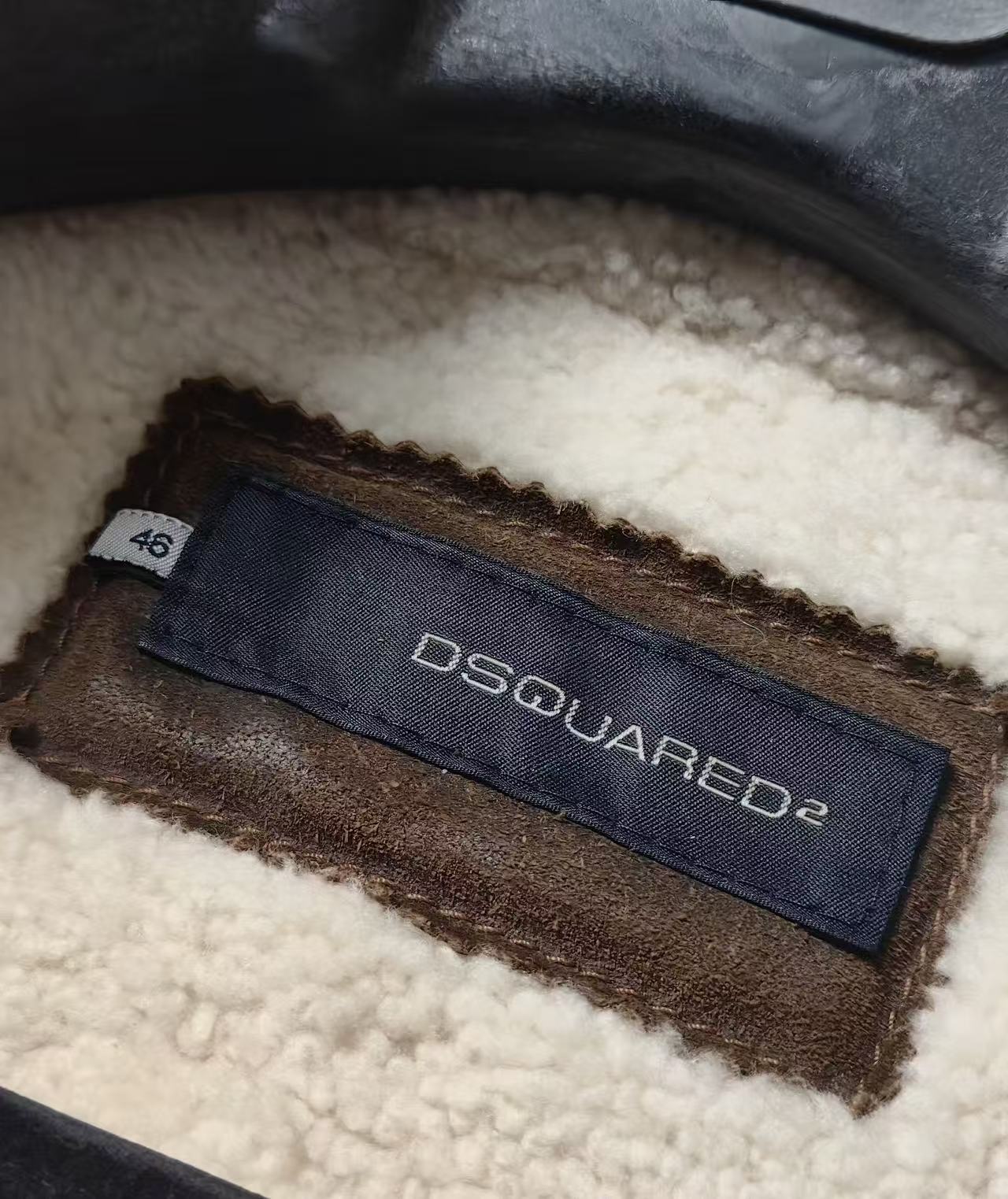 DSQUARED2 Vintage Deer Embroidery Shearling Coat