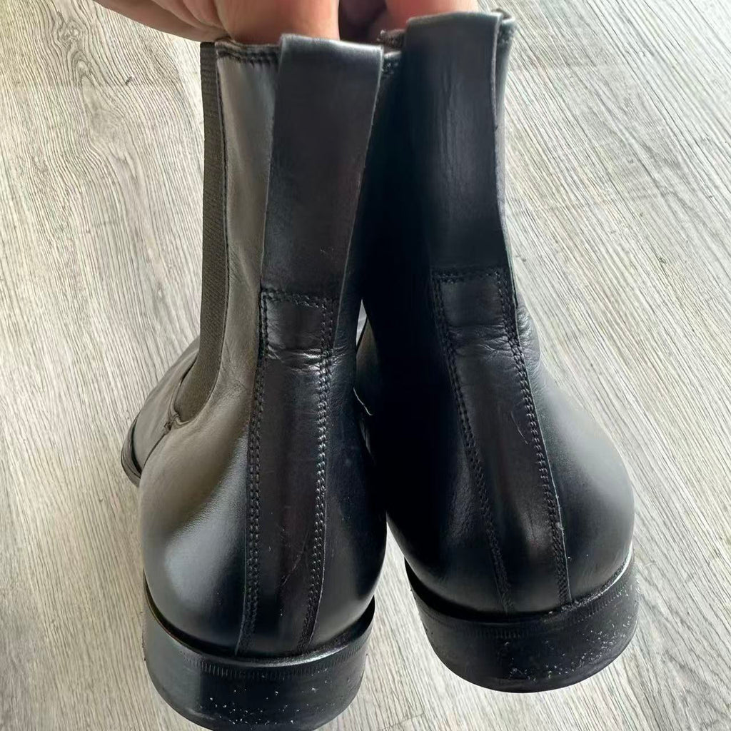 Saint Laurent Stanton Leather Chelsea Boots