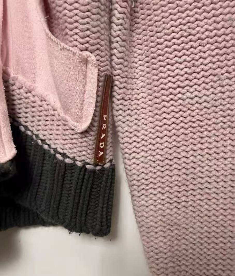 PRADA Knitted Zipper hoodie