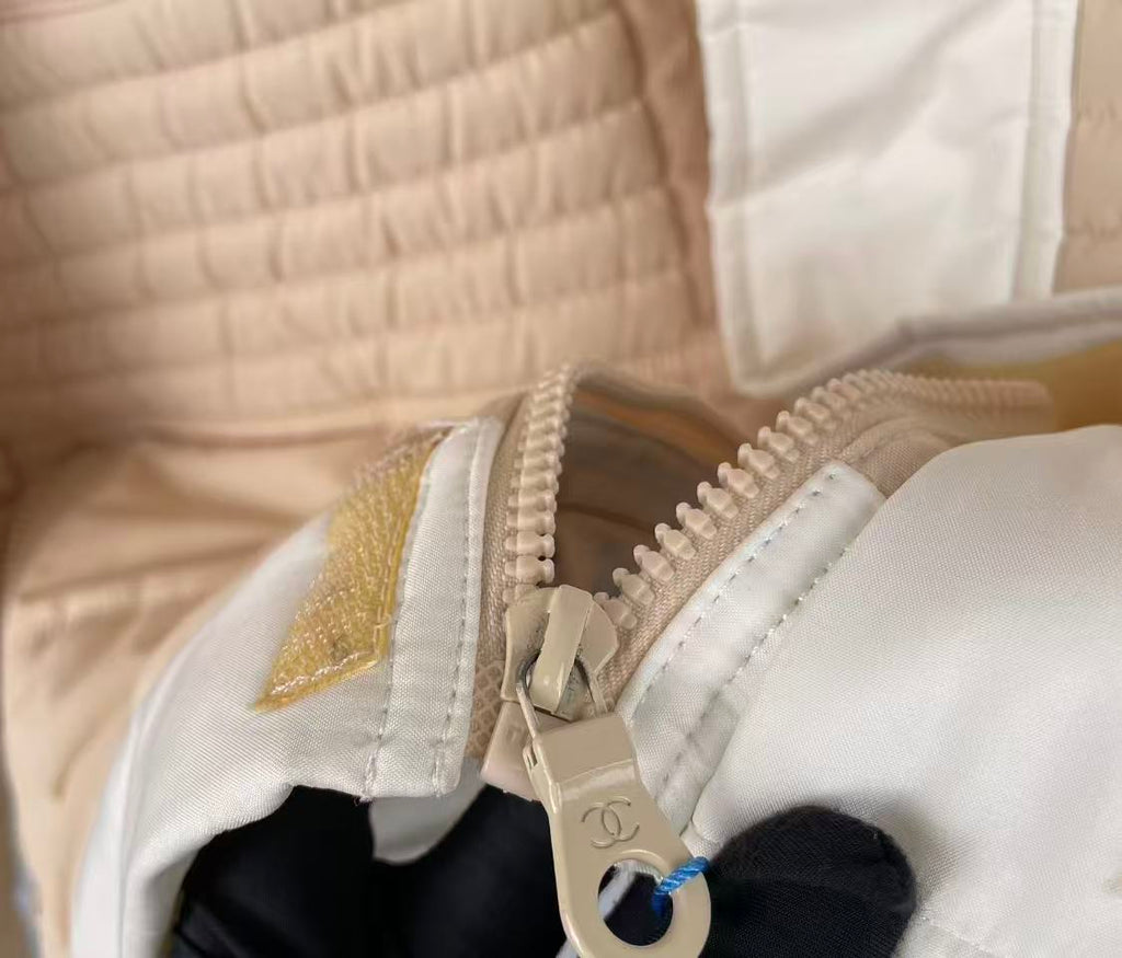 Chanel White Synthetic Quilted Ski Jacket