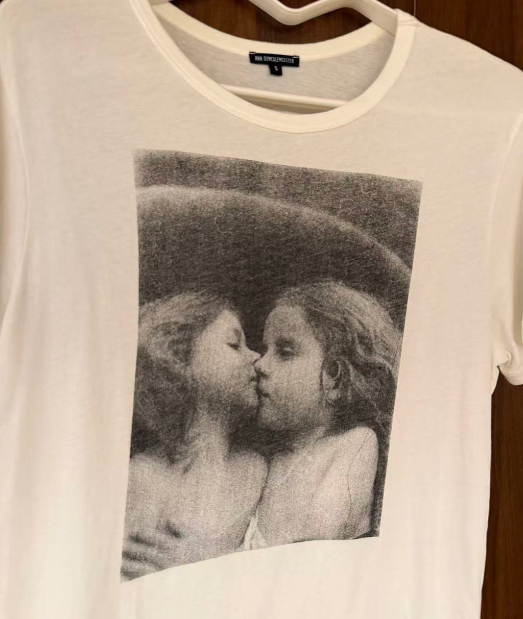 Ann Demeulemeester Cherub Kiss Print Tee