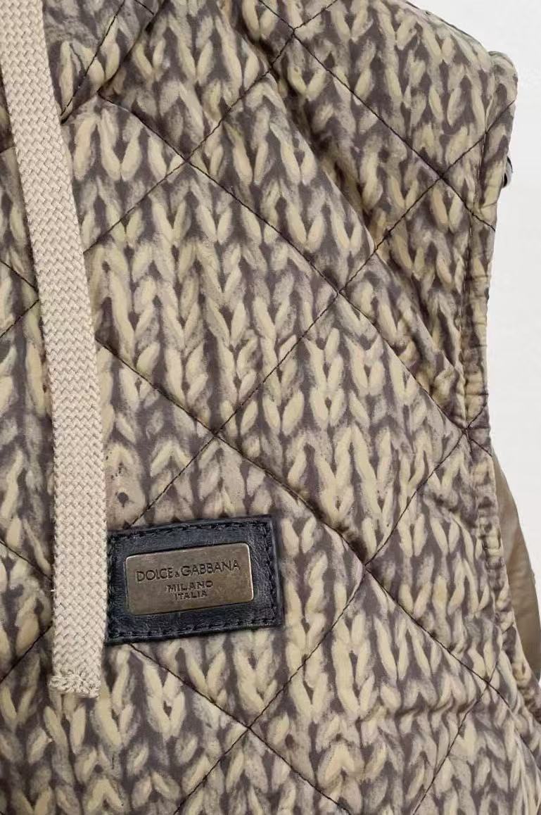 Dolce&Gabbana Hooded Puffer Vest