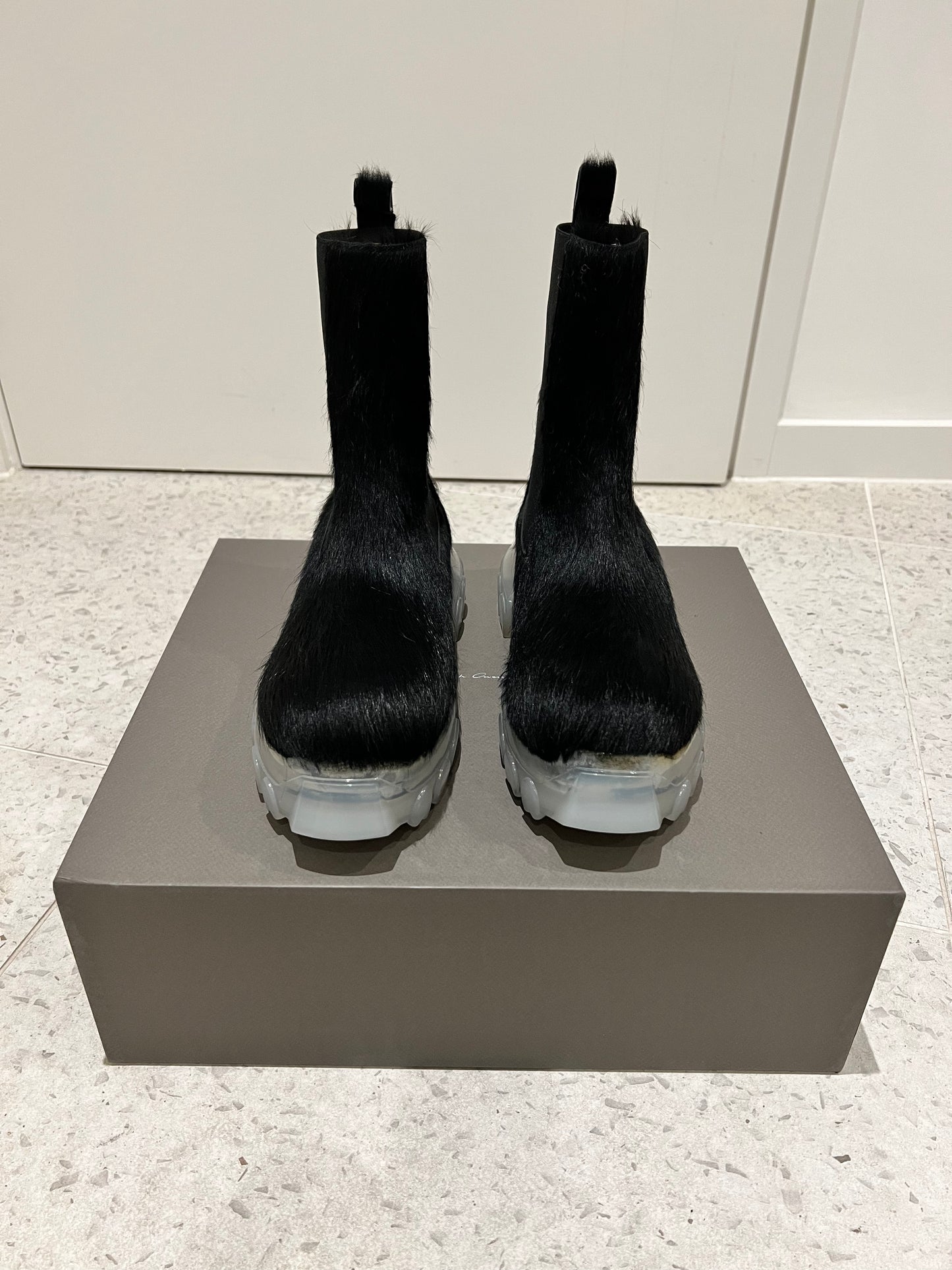 Rick Owens 22ss runway pony hair tractor boots- BLACK