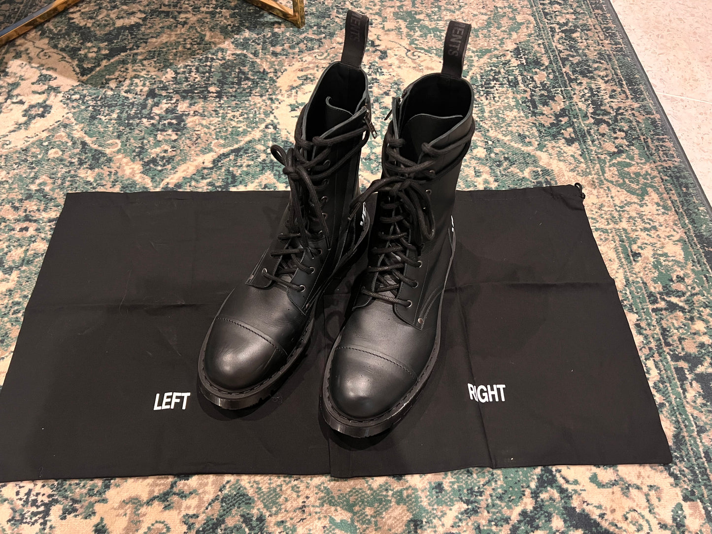 Vetement boots -black