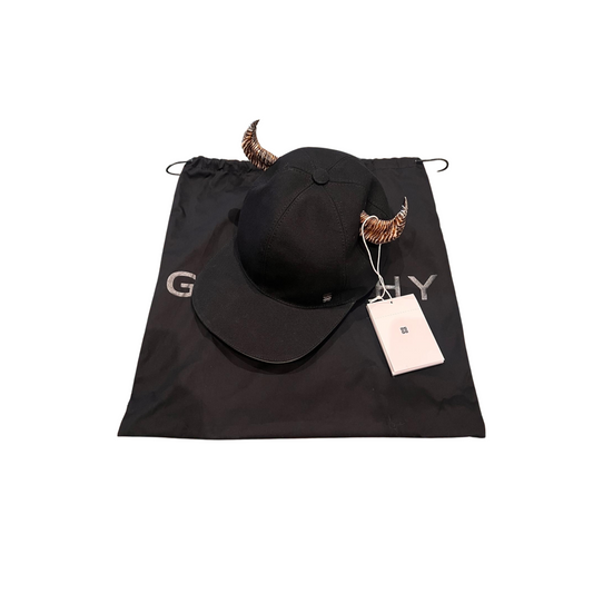 Givenchy Horn Detailed 4G Plaque Baseball Cap