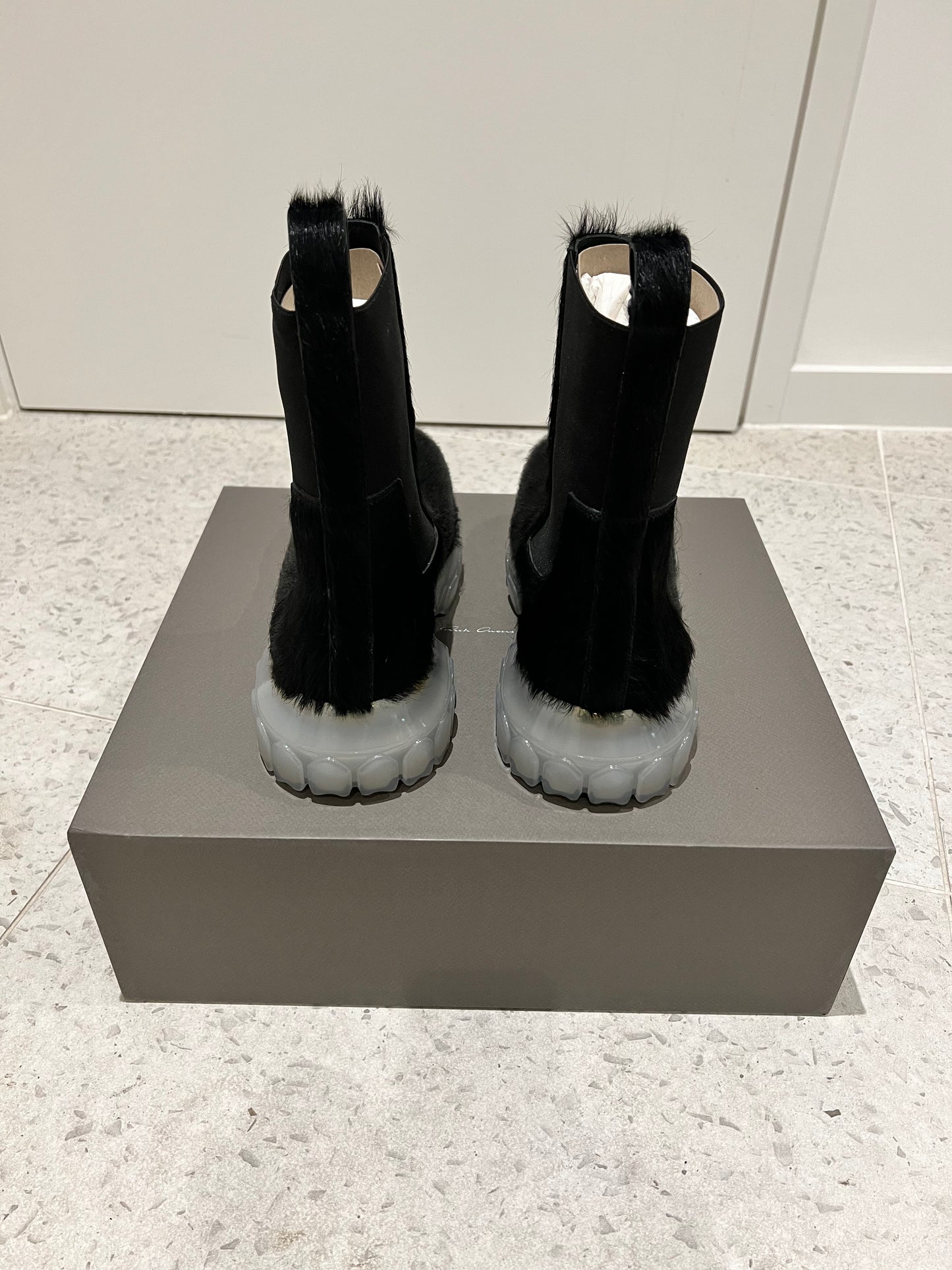 Rick Owens 22ss runway pony hair tractor boots- BLACK